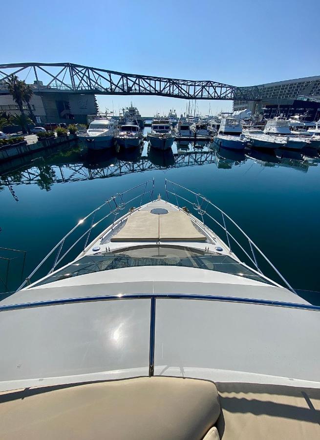Yacht In Barcelona Hotell Sant Adria de Besos Eksteriør bilde