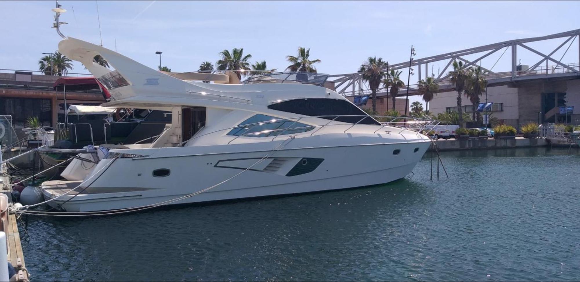 Yacht In Barcelona Hotell Sant Adria de Besos Eksteriør bilde